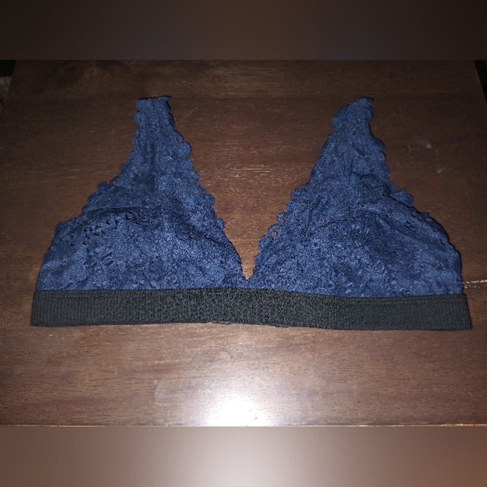 Colsie Navy Blue Lace Floral Bralette Size Medium